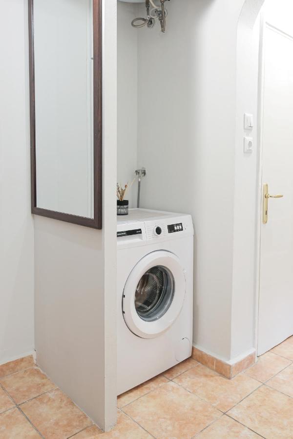Uranus Apartment Салоники Экстерьер фото